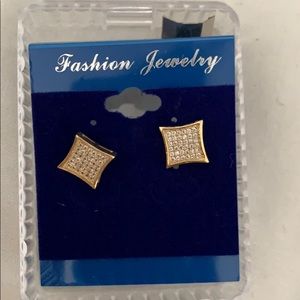 Fashion earrings